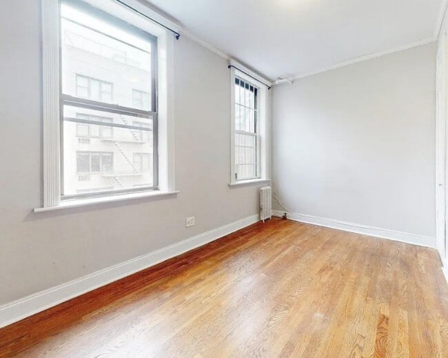 Building Photo - East 25th Street