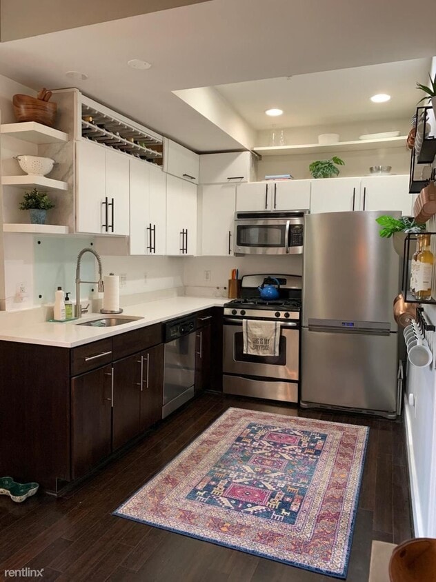Primary Photo - 1 br, 2 bath Condo - 315 G St NE