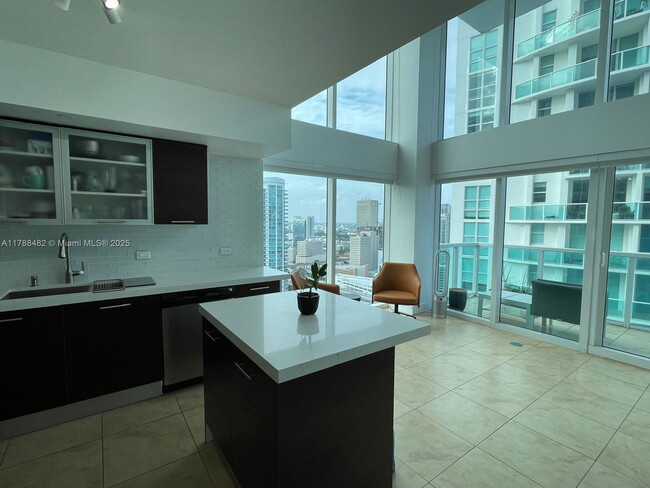 Foto del edificio - 41 SE 5th St