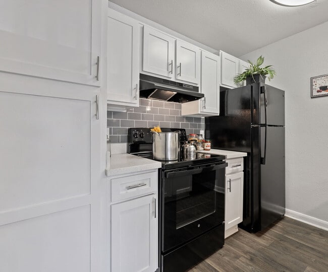 Foto del edificio - Mustang on the Trail