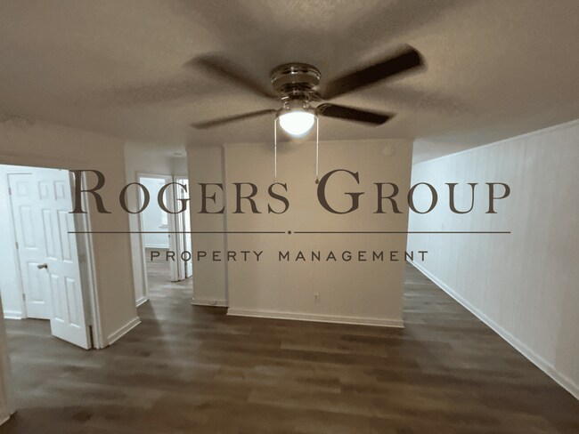Foto del edificio - #450 - 807-809 Hughes St Duplex