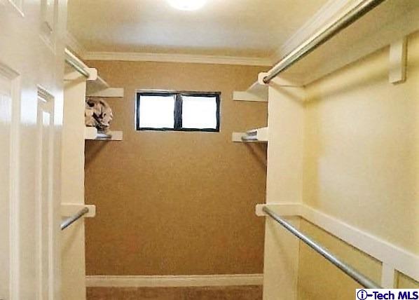 Building Photo - 1423 S Beverly Glen Blvd