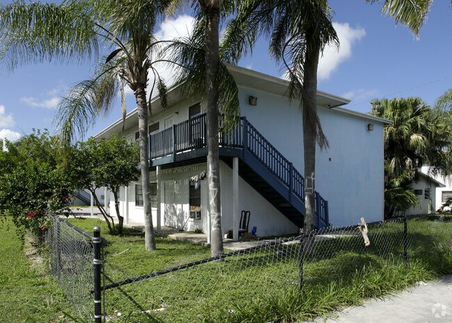 Building Photo - 151 NW 9th St