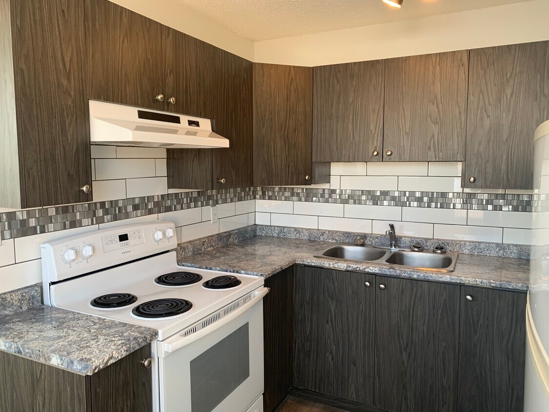 Building Photo - Hermitage Park