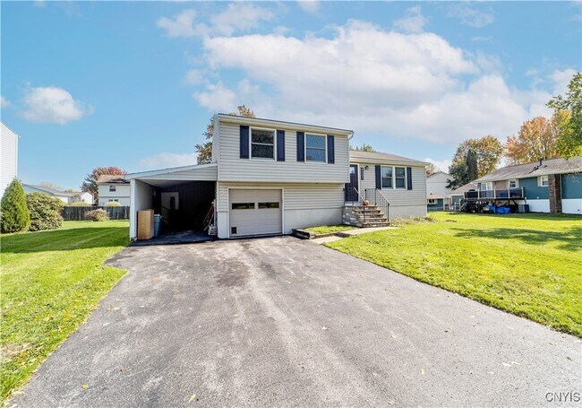Foto del edificio - 8003 Bamm Hollow Rd
