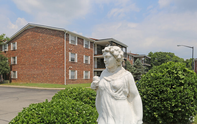 Building Photo - Whispering Hills Apartments Southeast