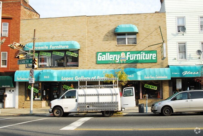 Building Photo - 863-865 Elizabeth Ave