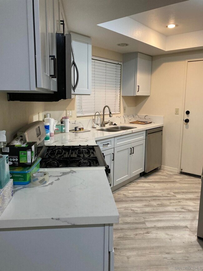 Building Photo - 10855 Scripps Ranch Blvd