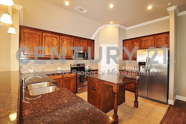 Foto del edificio - Wonderfully Maintained 3/2/2 in Waxahachie...