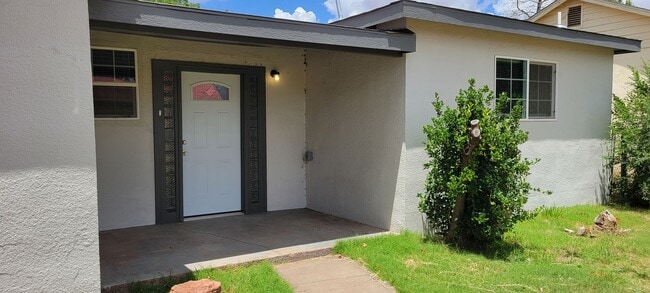 Building Photo - NORTHEAST HOME TOTAL RENOVATED