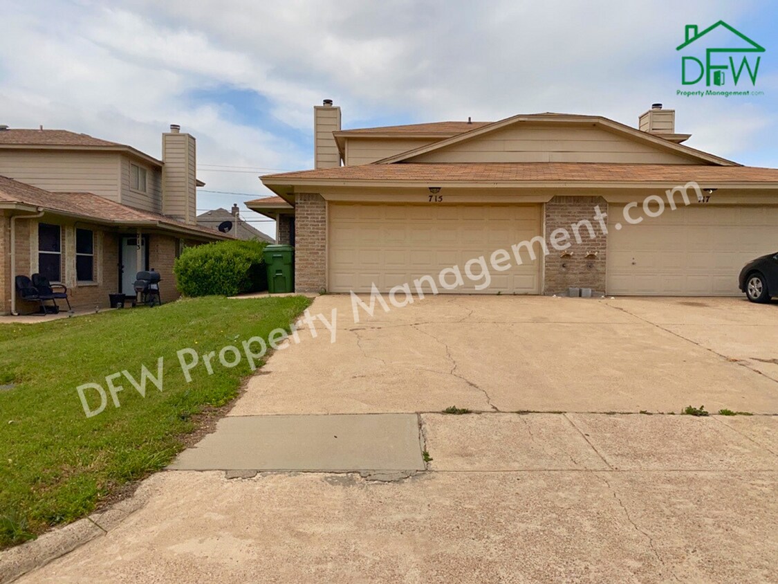 Spacious 3Bedroom Duplex with Modern Comf... House Rental in White