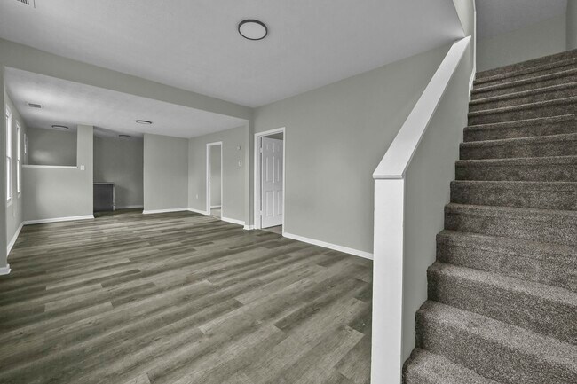 Building Photo - 5008 McBride