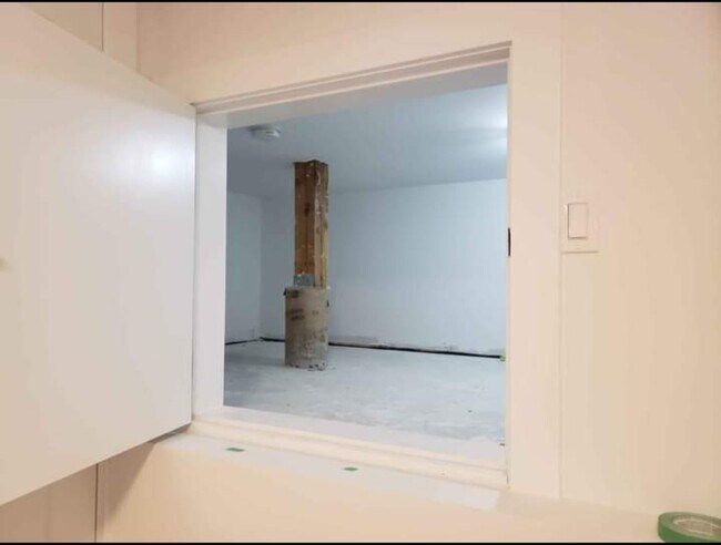 Building Photo - 2978 42nd Av E