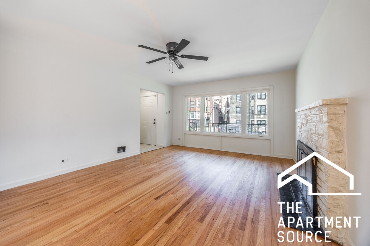 Primary Photo - 1749 E 71st Pl