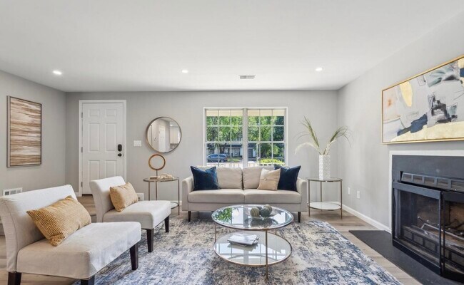 Building Photo - 13512 Apple Barrel Ct