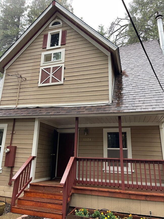 Foto del edificio - Stirling City Charmer-3 bed 1 bath, large ...