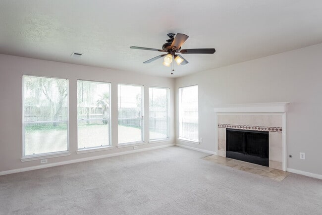 Foto del edificio - 17806 Oakland Mills Dr