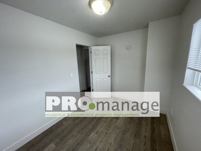 Building Photo - 3 Bed, 2 Bath Single Family Home - Idaho Falls