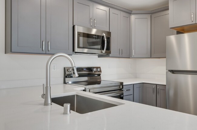 Foto del edificio - 4944 N Vassault St