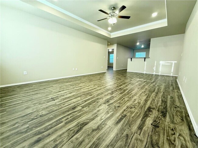 Foto del edificio - 817 Saddlebrook St