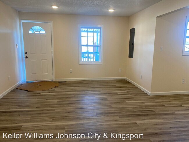Building Photo - 2 br, 2 bath House - 529 W Main St