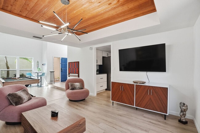 Foto del edificio - 13609 Heritage Way