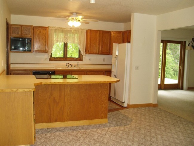 Foto del edificio - 3 br, 2 bath House - 431 Chestnut Dr.