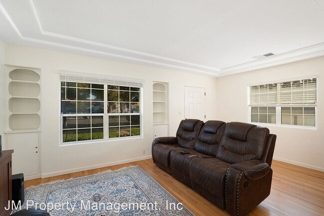 Foto del edificio - 2 br, 2 bath House - 418 H Ave