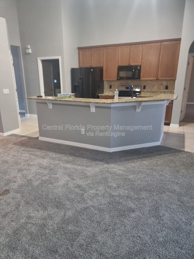 Foto del edificio - 909 Arbormoor Pl