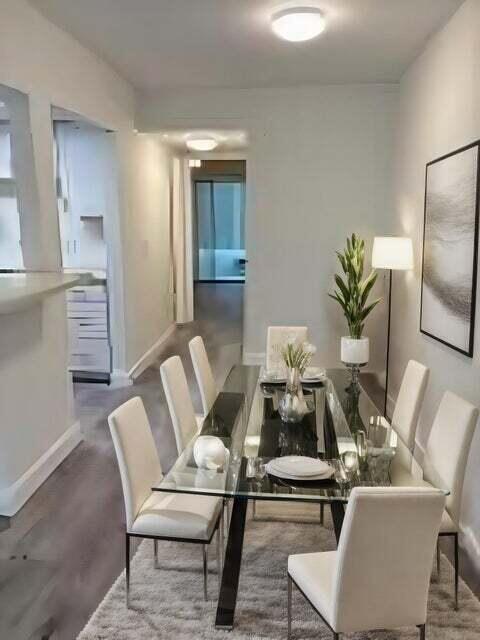 Foto del edificio - 125 Westbury Cir