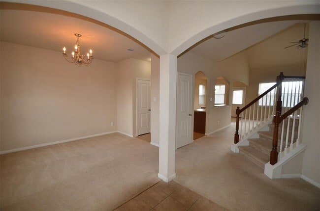 Building Photo - 18315 Red Oak Manor Ln