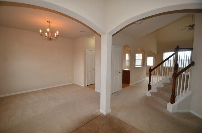 Foto del edificio - 18315 Red Oak Manor Ln