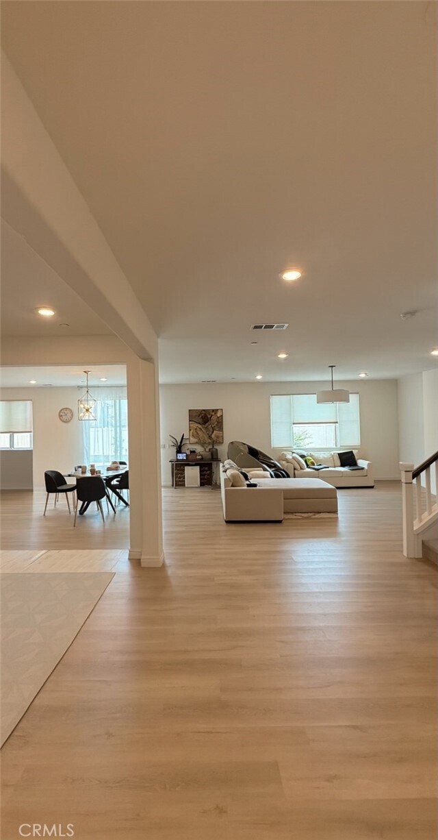 Foto del edificio - 26414 Valencia Wy