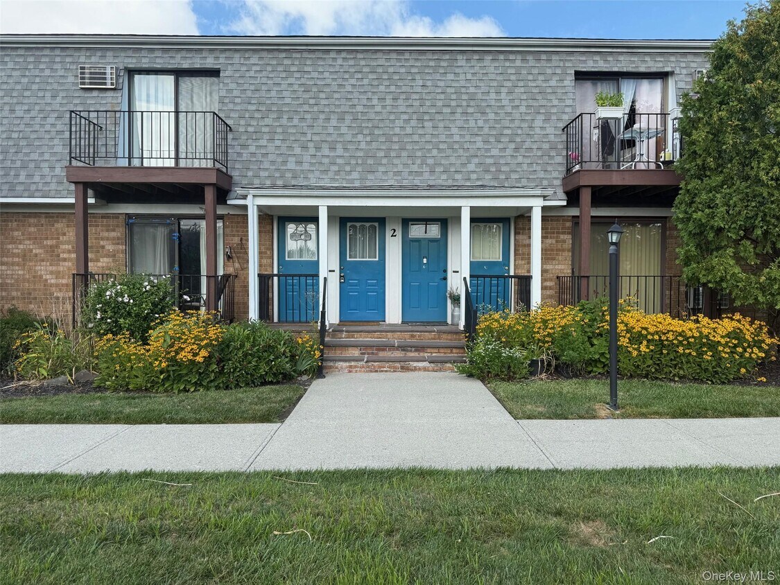 Primary Photo - 2 Fortune Rd W