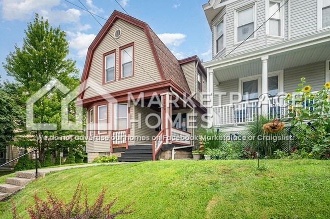 Building Photo - 2922 Hackberry St