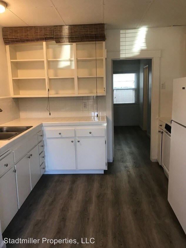 Primary Photo - 442 2nd St