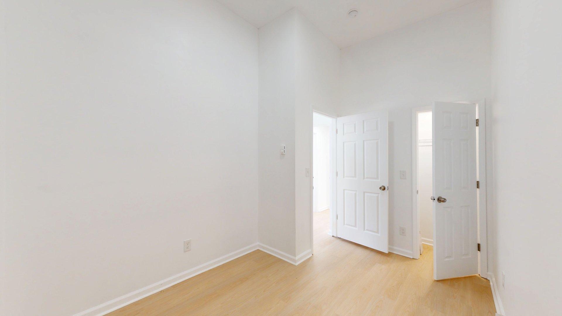 2550 Elyria Ave Lorain, OH 44055 – photo 5