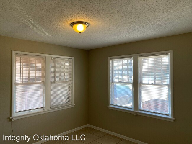 Building Photo - 2 br, 1 bath House - 4302 North Peniel Avenue