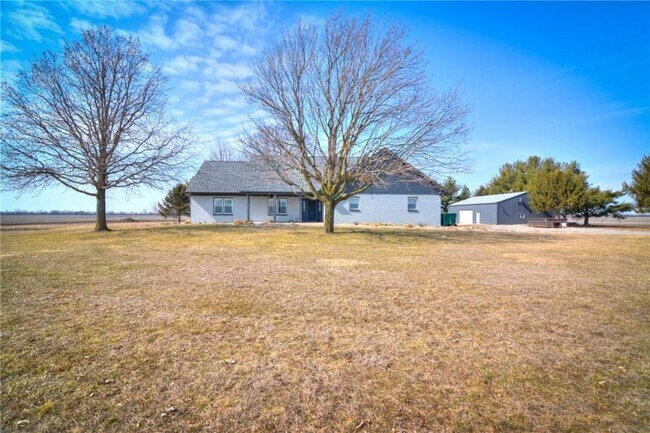 Foto del edificio - 3 bedroom in Decatur IL 62526