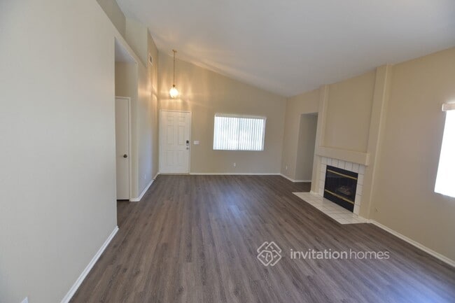 Building Photo - 25780 St Marta Dr