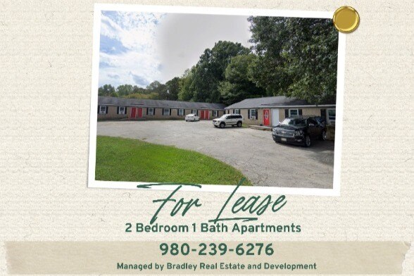 Foto principal - Glenn Oaks Apartments