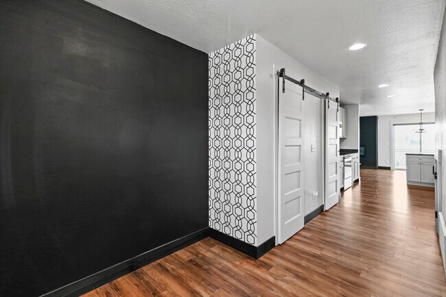 Foto del edificio - 3 Bedroom Townhome with Gorgeous Mountain Views
