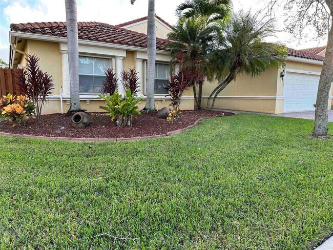 Foto del edificio - 19010 SW 10th St
