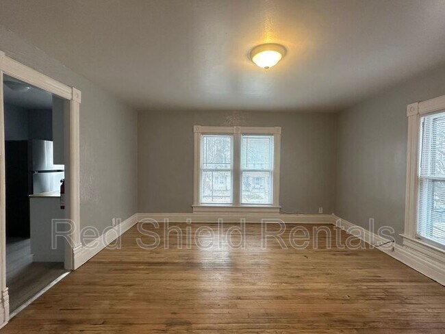 Building Photo - 113 N Hamilton St