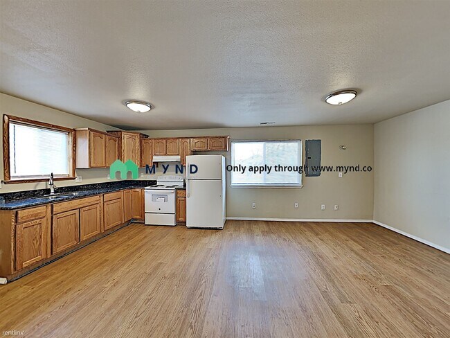 Building Photo - 3 br, 2 bath  - 1509 S 1st Ave # A