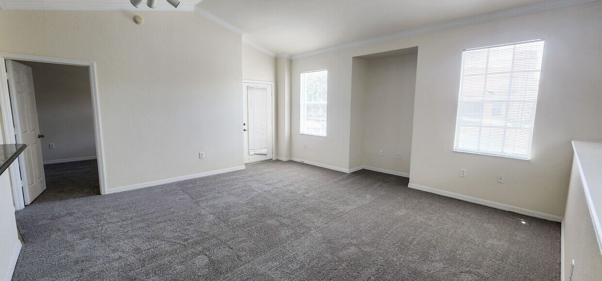 Primary Photo - Gated Community in Palm Estates 2/2/1