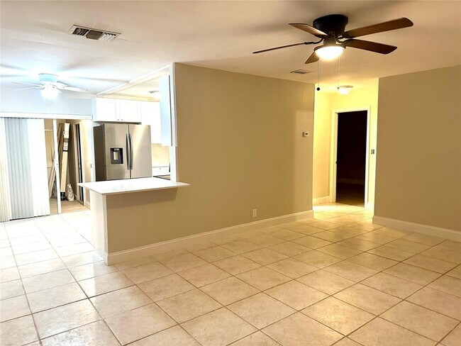 Foto del edificio - 7907 SW 3rd St