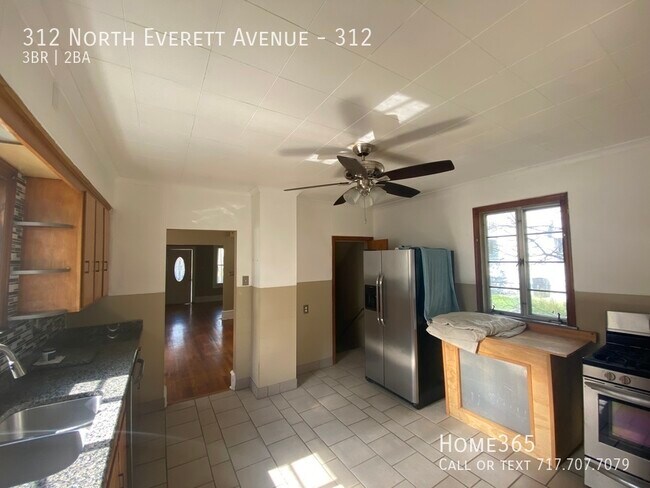 Foto del edificio - Beautiful 3 bed 2 bath in Scranton!