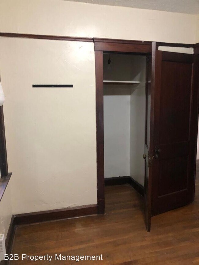 Foto del edificio - 3 br, 1 bath House - 3024 W 103 ST.