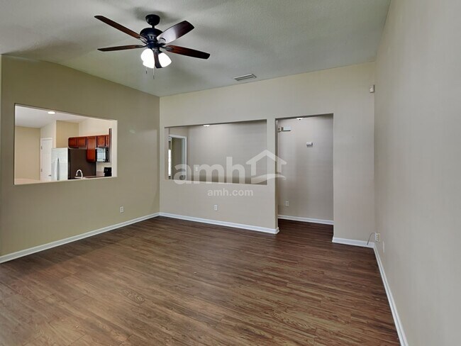 Foto del edificio - 4972 Cypress Links Boulevard